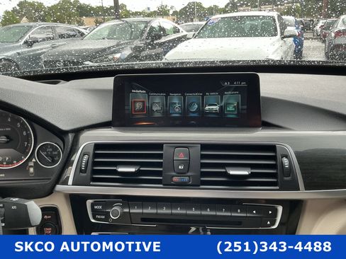 Used 2017 BMW 330i Gran Turismo xDrive AWD/4WD image 16