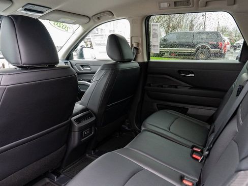 New 2026 Nissan Pathfinder SL AWD/4WD image 25