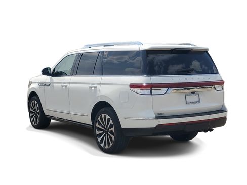 Certified 2024 Lincoln Navigator Reserve AWD/4WD image 4