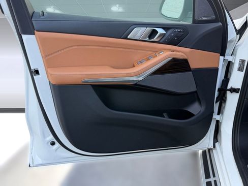 Certified 2026 BMW X7 xDrive40i AWD/4WD image 12