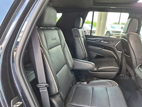 Used 2021 Cadillac Escalade Sport AWD/4WD image 7