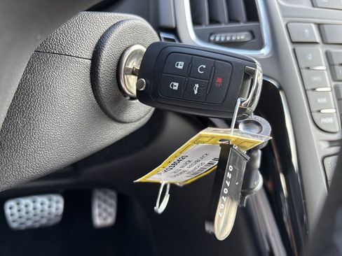 Used 2019 Buick Cascada Sport Touring w/ Dark Effects Package image 29