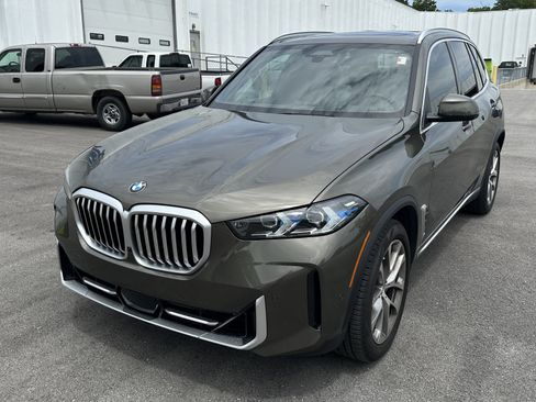 Used 2026 BMW X5 xDrive40i AWD/4WD image 5