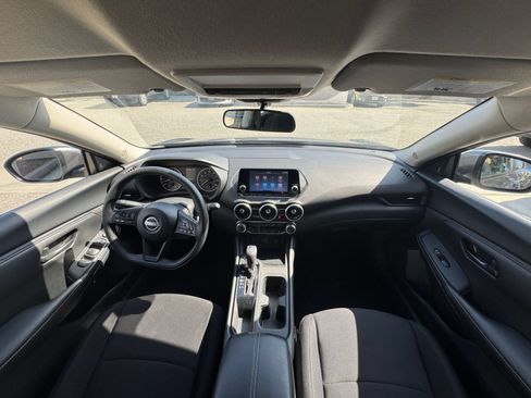 Used 2025 Nissan Sentra S FWD image 31