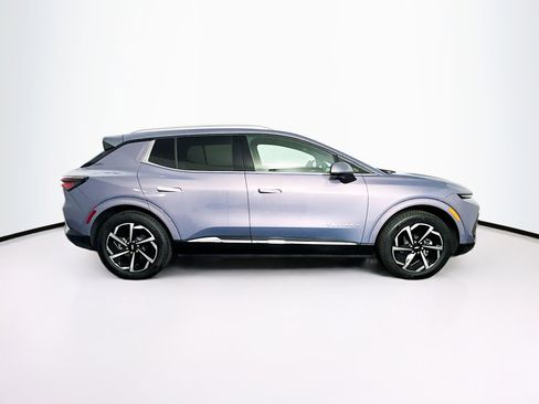 Used 2025 Chevrolet Equinox EV LT image 10