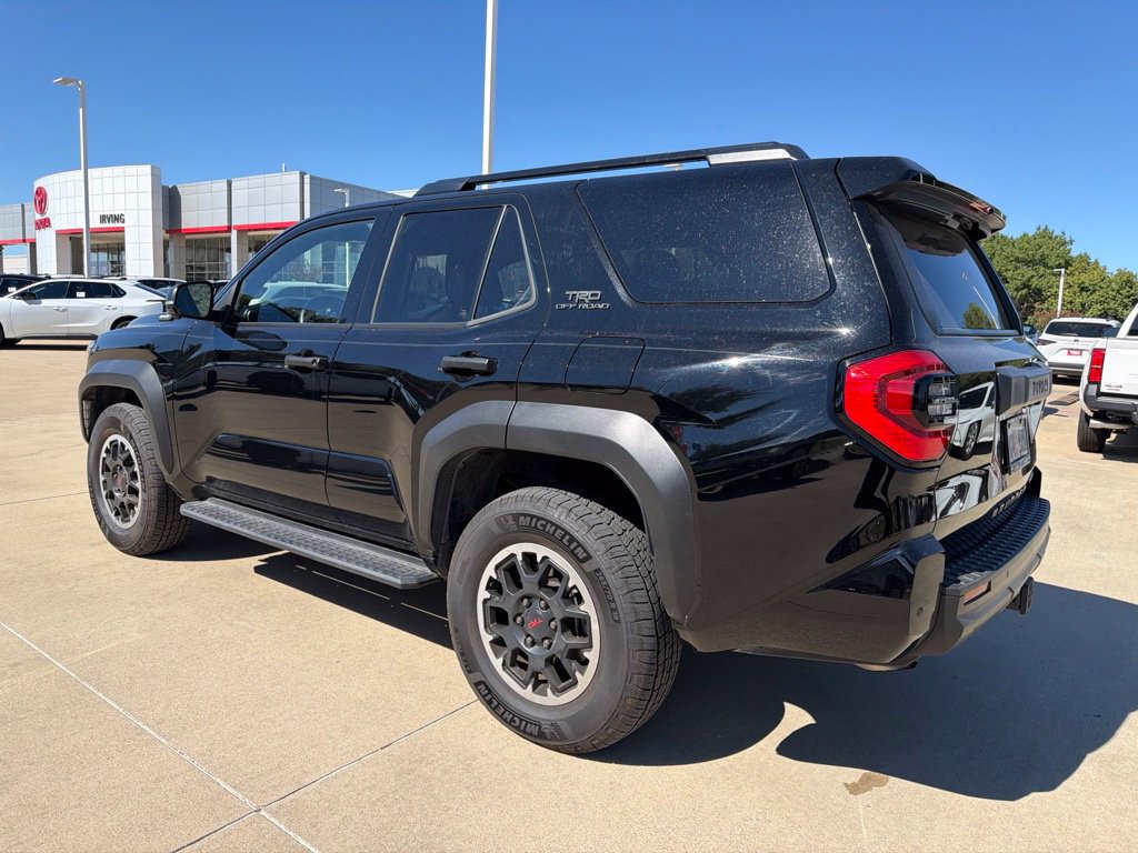 Certified 2025 Toyota 4Runner TRD Off-Road Premium AWD/4WD image 9