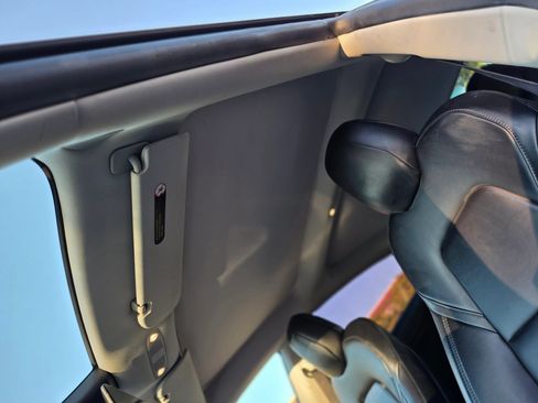 Used 2019 Tesla Model 3 Mid Range RWD image 23
