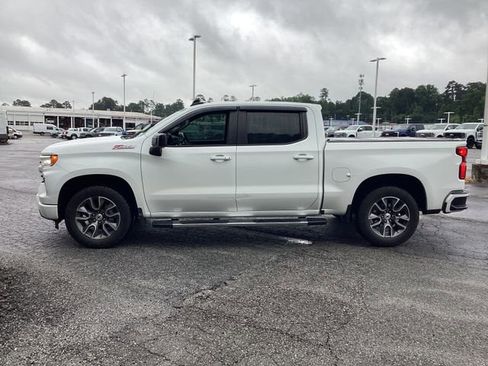 Used 2023 Chevrolet Silverado 1500 RST AWD/4WD image 4