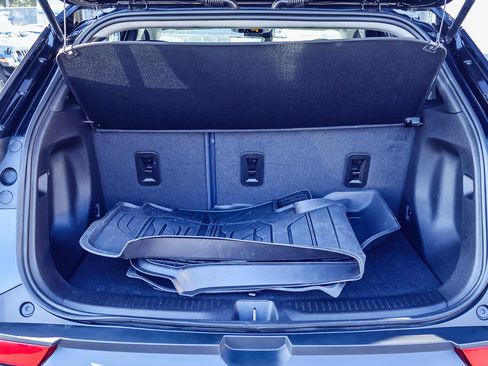 Used 2022 Chevrolet Bolt EUV Premier w/ Sun & Sound Package image 18