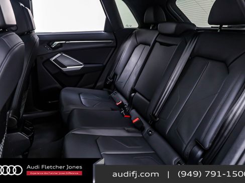 New 2025 Audi Q3 2.0T Premium image 8