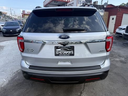 Used 2019 Ford Explorer 4WD image 5