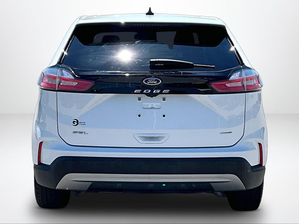 Used 2024 Ford Edge SEL w/ Convenience Package AWD/4WD image 5
