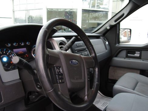 Used 2012 Ford F150 XLT w/ XTR Pkg image 12