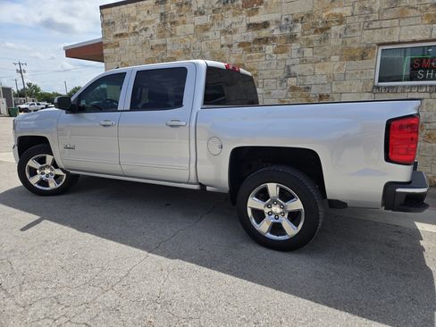 Used 2018 Chevrolet Silverado 1500 LT w/ Texas Edition RWD image 4