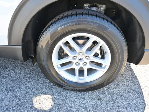 New 2026 Ford Explorer Active image 36