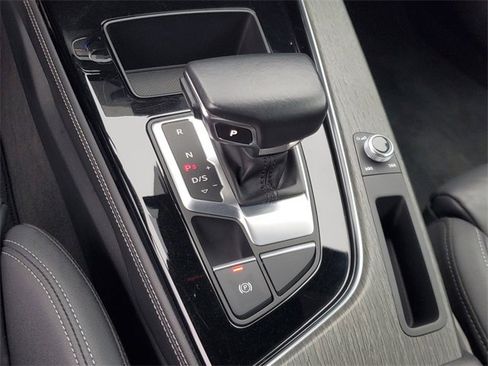 Used 2023 Audi A4 2.0T Premium Plus image 28