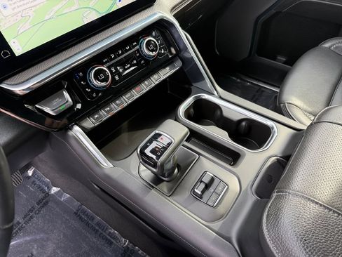 Used 2024 GMC Sierra 1500 Denali AWD/4WD image 21