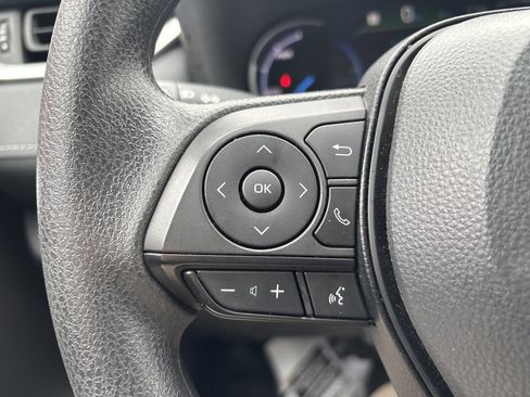 Certified 2025 Toyota RAV4 XLE image 21