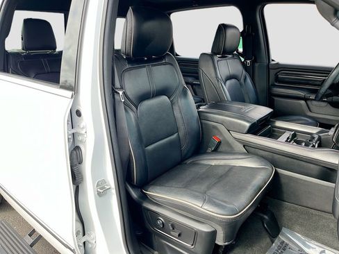 Certified 2022 RAM 1500 Limited w/ Body Color Bumper Group image 27