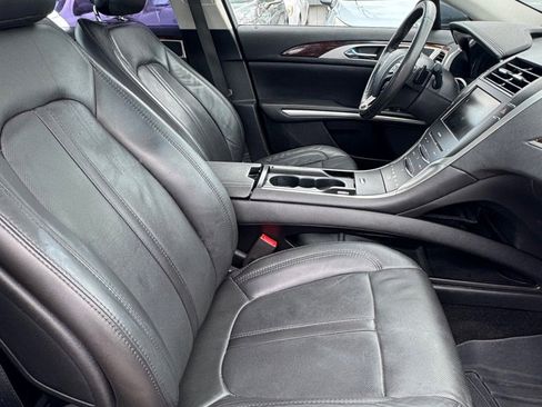Used 2014 Lincoln MKZ FWD image 10