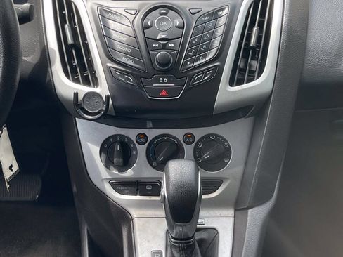 Used 2014 Ford Focus SE FWD image 7