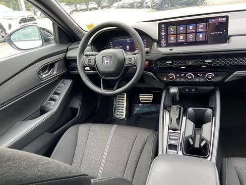 Used 2024 Honda Accord Sport image 15