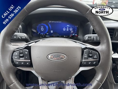 Used 2023 Ford Explorer Platinum w/ Technology Package image 21