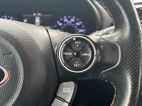 Used 2017 Kia Soul ! w/ Tech Package FWD image 21
