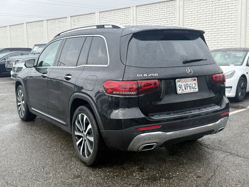 Used 2023 Mercedes-Benz GLB 250 image 3