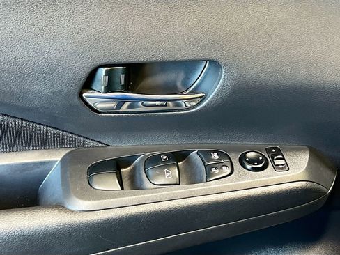 Used 2024 Nissan Kicks SV image 16