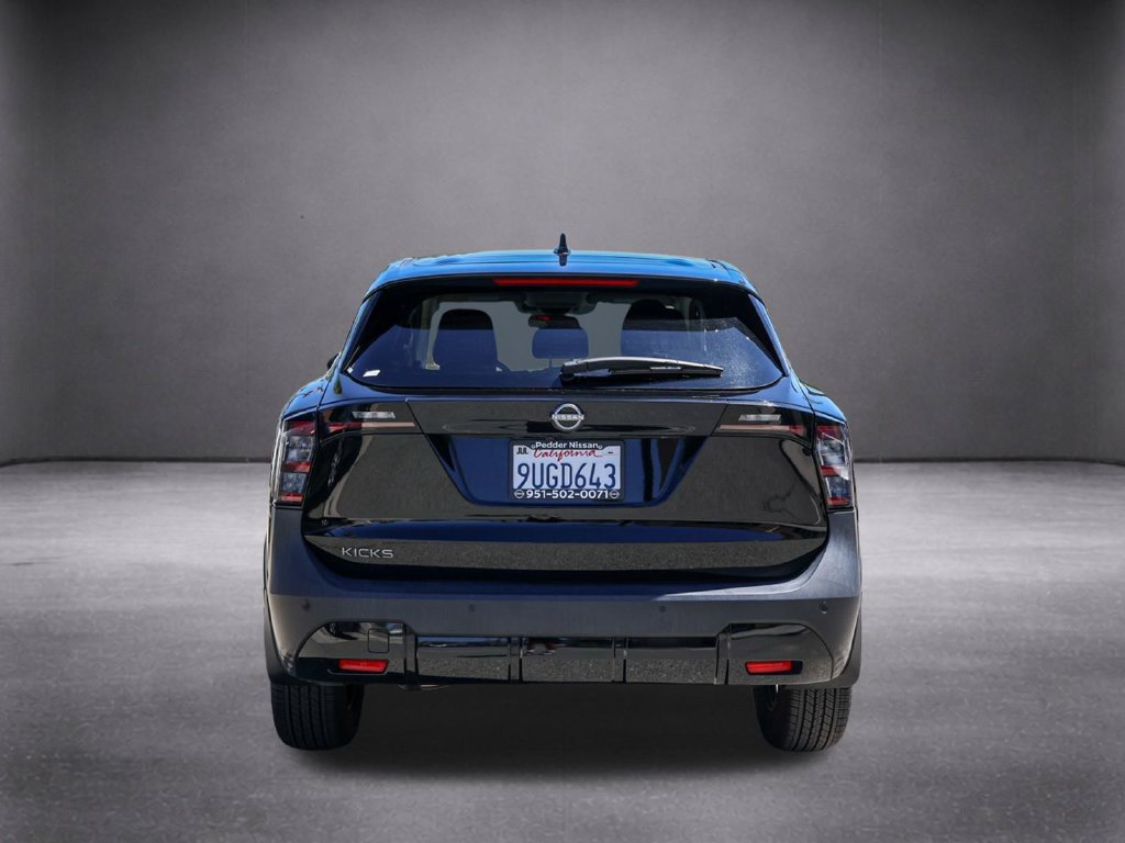 Used 2025 Nissan Kicks SV FWD image 7
