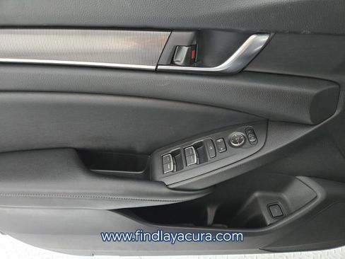 Used 2018 Honda Accord Sport image 19