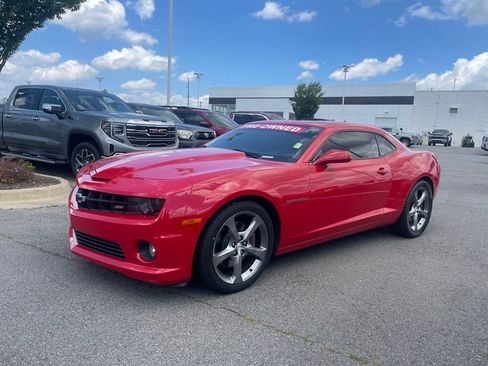 Used 2013 Chevrolet Camaro SS w/ RS Package RWD image 3
