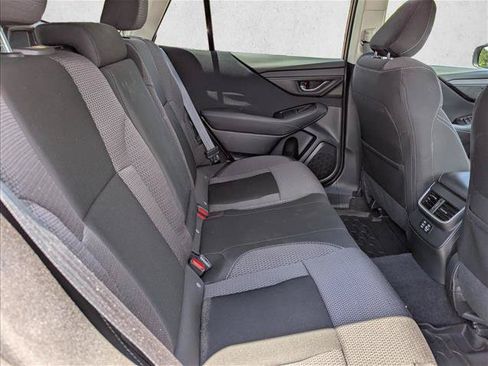 Used 2025 Subaru Outback Premium AWD/4WD image 29