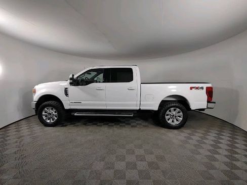 Used 2022 Ford F250 Lariat w/ Lariat Value Package AWD/4WD image 2