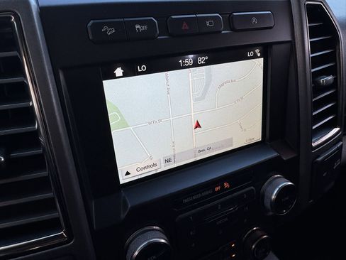 Used 2018 Ford F150 Raptor w/ Equipment Group 802A Luxury image 26