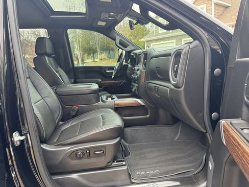 Used 2021 Chevrolet Silverado 3500 High Country w/ Z71 Off-Road Package image 23