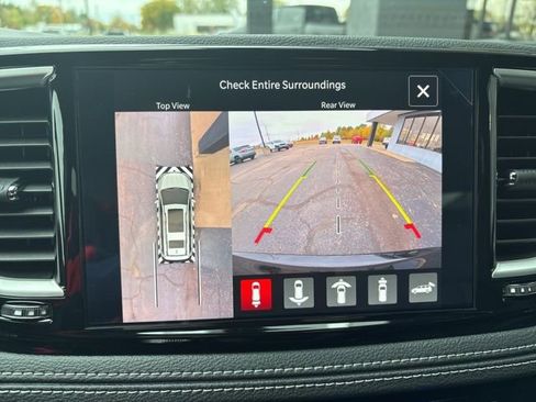 New 2026 Chrysler Pacifica Select image 13