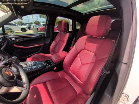 Used 2017 Porsche Macan GTS AWD/4WD image 16