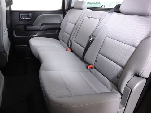 Used 2018 Chevrolet Silverado 1500 W/T w/ Trailering Package image 29