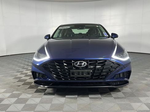 Used 2021 Hyundai Sonata Limited FWD image 2