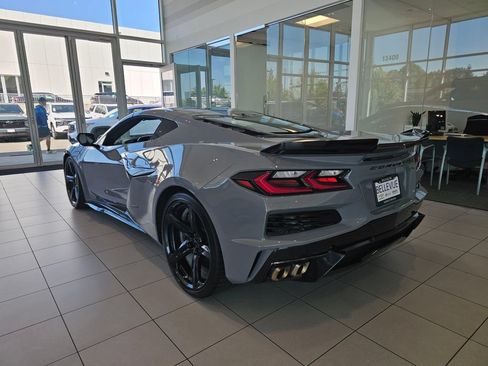 Used 2025 Chevrolet Corvette E-Ray w/ ZER Performance Package AWD/4WD image 5