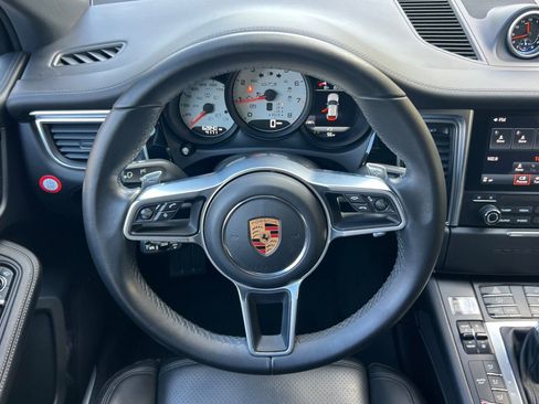 Used 2018 Porsche Macan GTS image 14