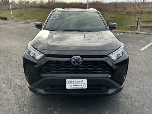 Used 2022 Toyota RAV4 XLE image 11
