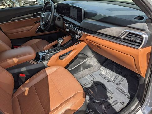Certified 2023 Kia Telluride SX X-Line image 14