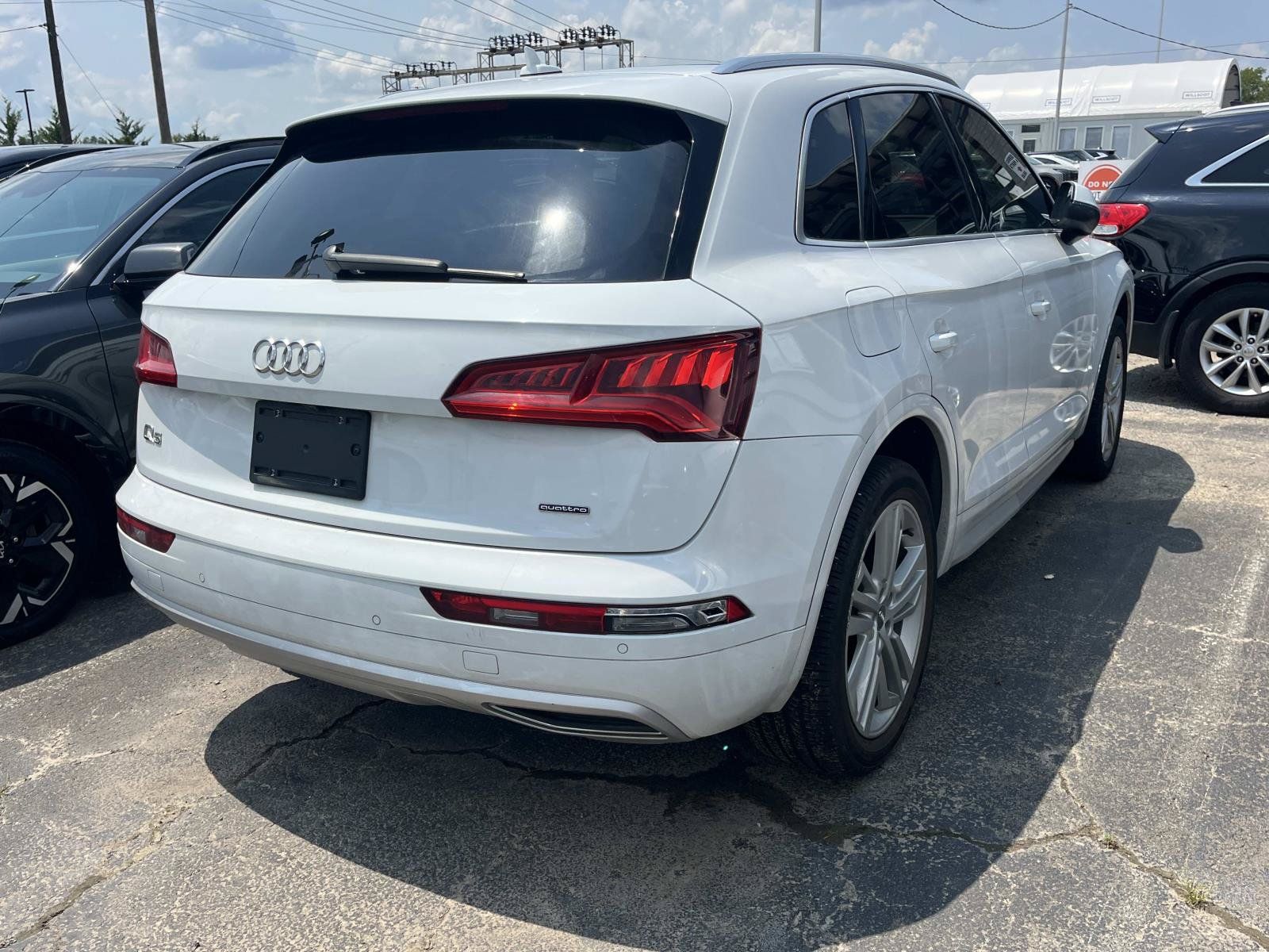 Used 2019 Audi Q5 2.0T Premium Plus w/ Premium Plus Package AWD/4WD image 7