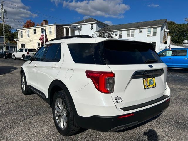 Used 2021 Ford Explorer XLT w/ Equipment Group 202A AWD/4WD image 15