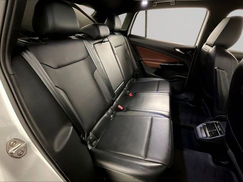 Used 2021 Volkswagen ID.4 Pro S w/ Gradient Package image 21