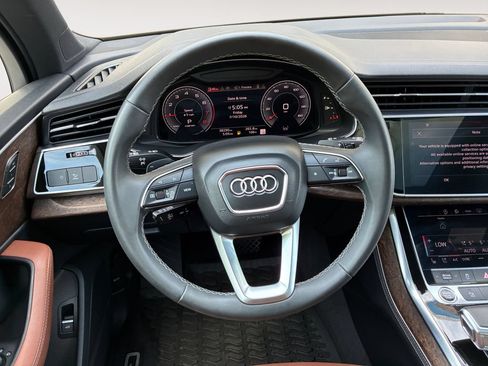 Used 2025 Audi Q7 3.0T Premium Plus AWD/4WD image 12