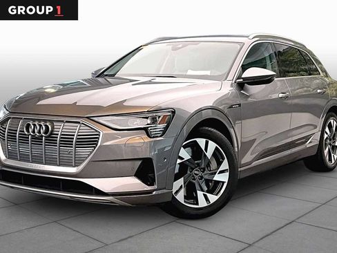 Used 2023 Audi e-tron Premium Plus w/ Premium Plus Package AWD/4WD image 1